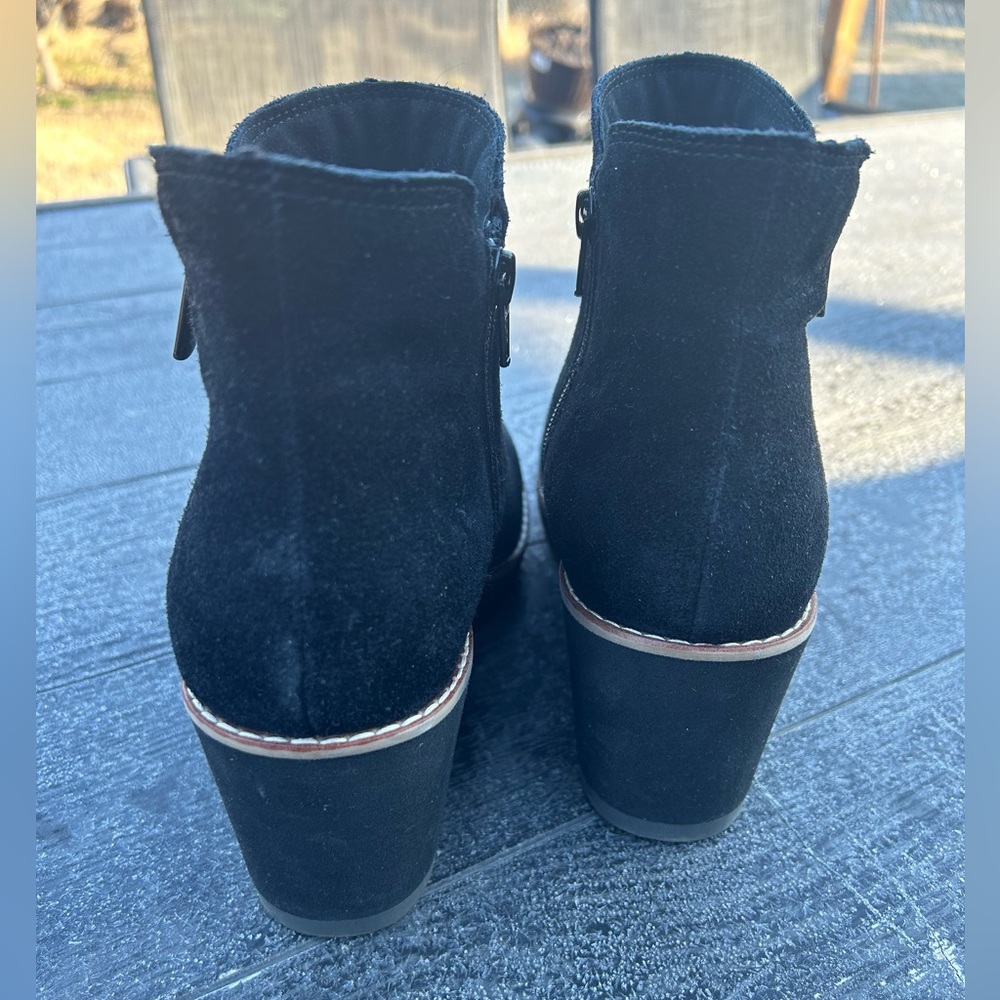 **Sold** Easy Spirt Wedge Bootie - WMNS 9 - Picture 4 of 5
